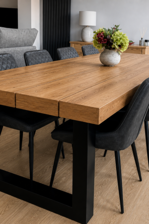 Comedor en Madera y Acero Moderno